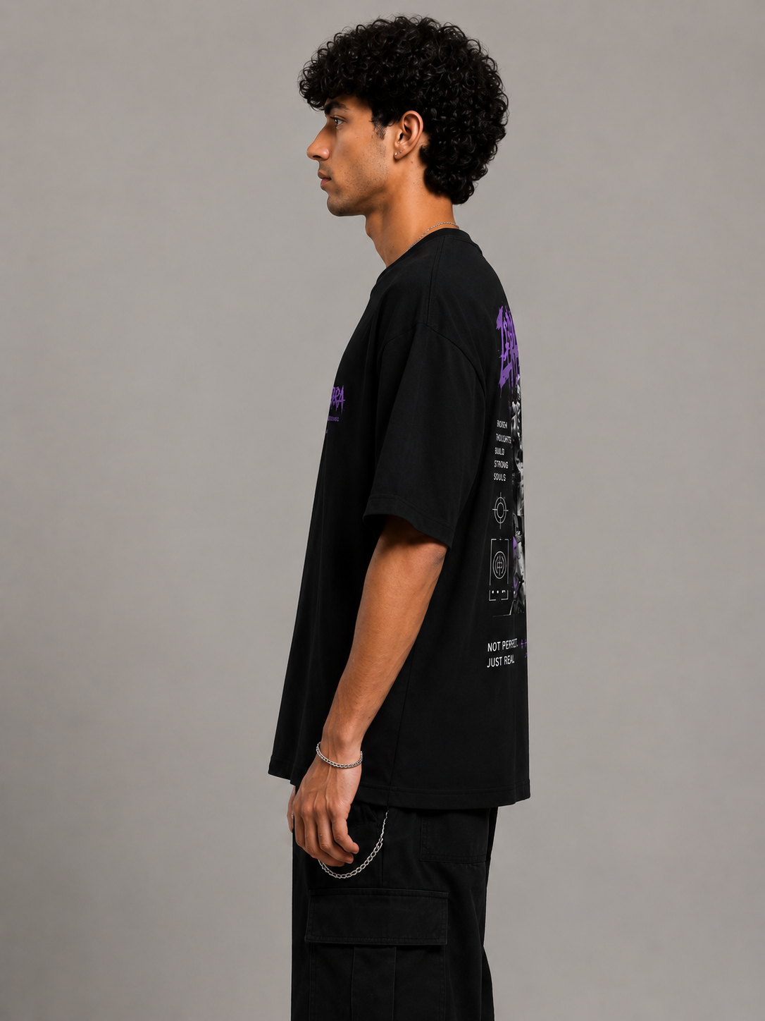 Zephora Broken Thoughts Graphic Oversized T-Shirt